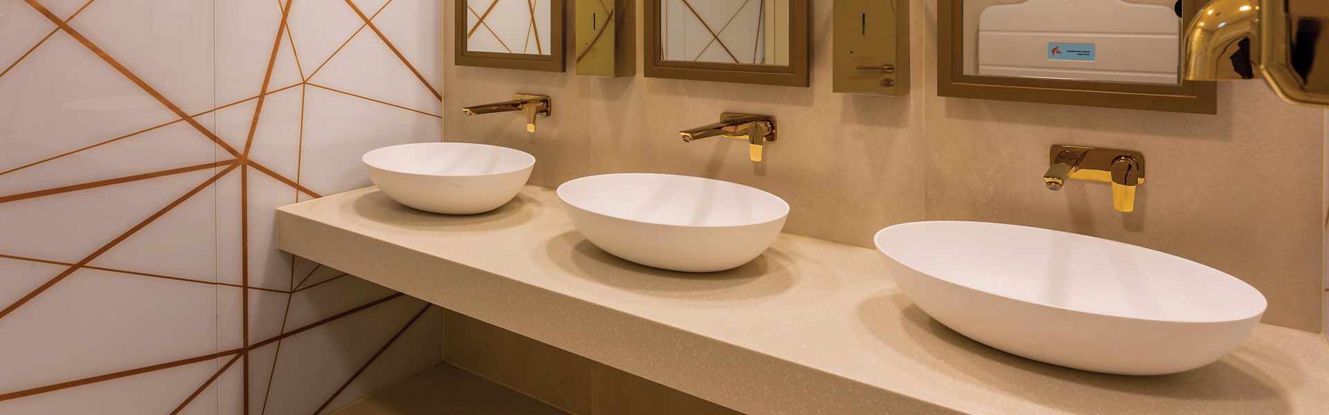 Javni prostori, ki zasijejo z materialom Kerrock